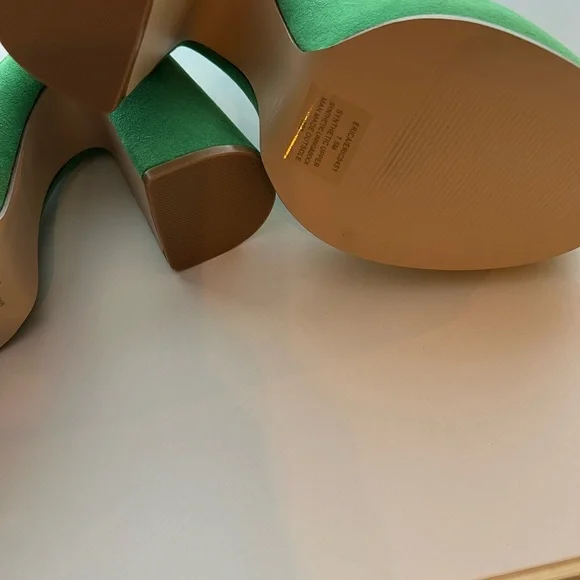 Steve Madden “Erica” Platform Shoes - Picture 3 of 5